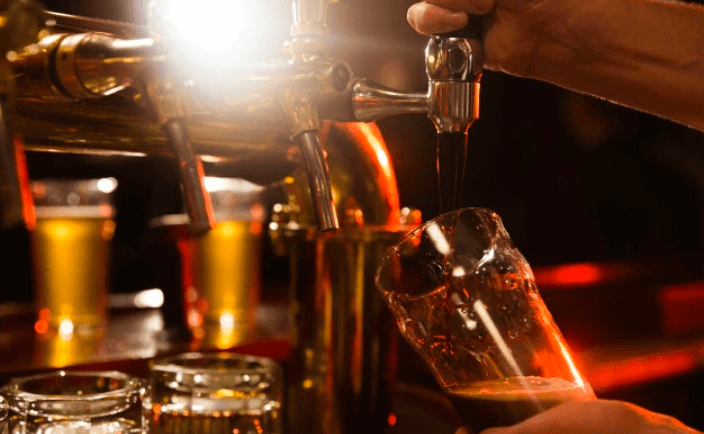 Mitigating carbon dioxide risk in the food and beverage industry